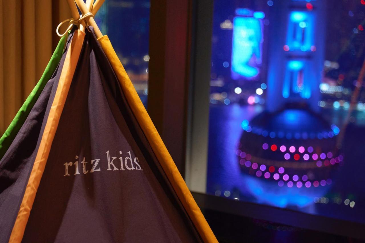 The Ritz-Carlton Shanghai, Pudong Bagian luar foto