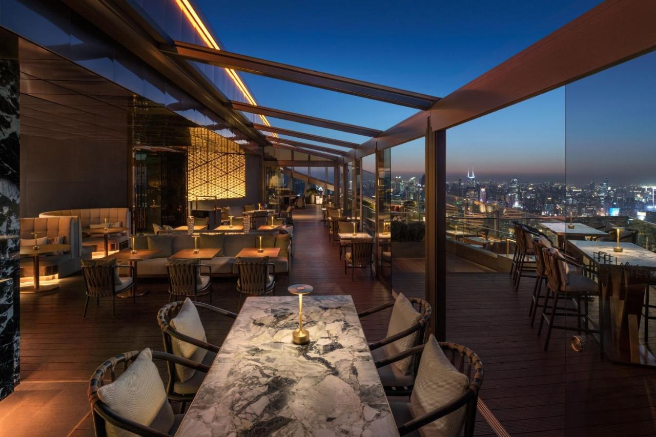 The Ritz-Carlton Shanghai, Pudong Bagian luar foto
