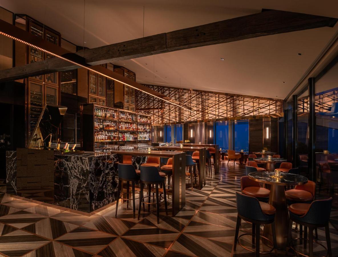 The Ritz-Carlton Shanghai, Pudong Bagian luar foto